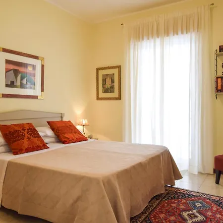 Iside Apartment *